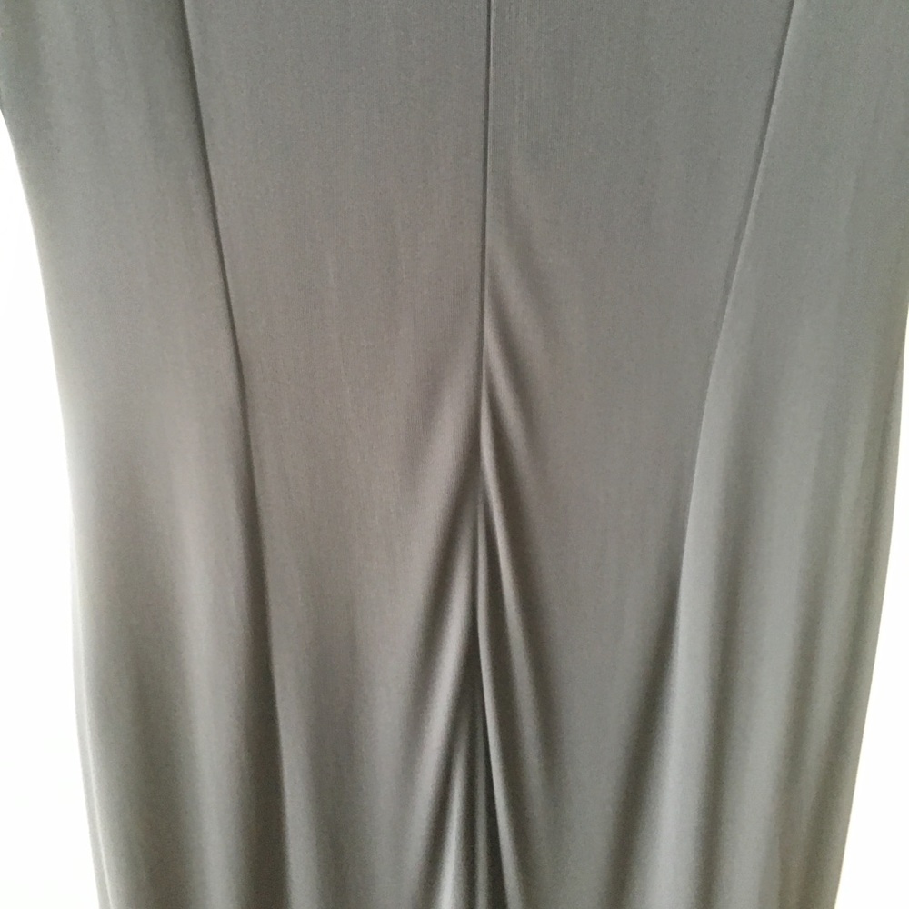Dress - Picture 2 of 7